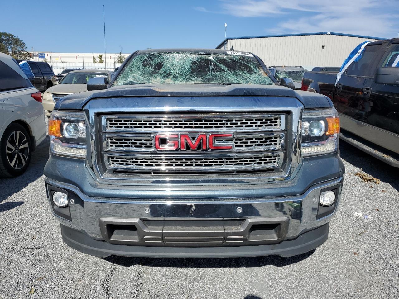 2014 GMC Sierra - Image 5