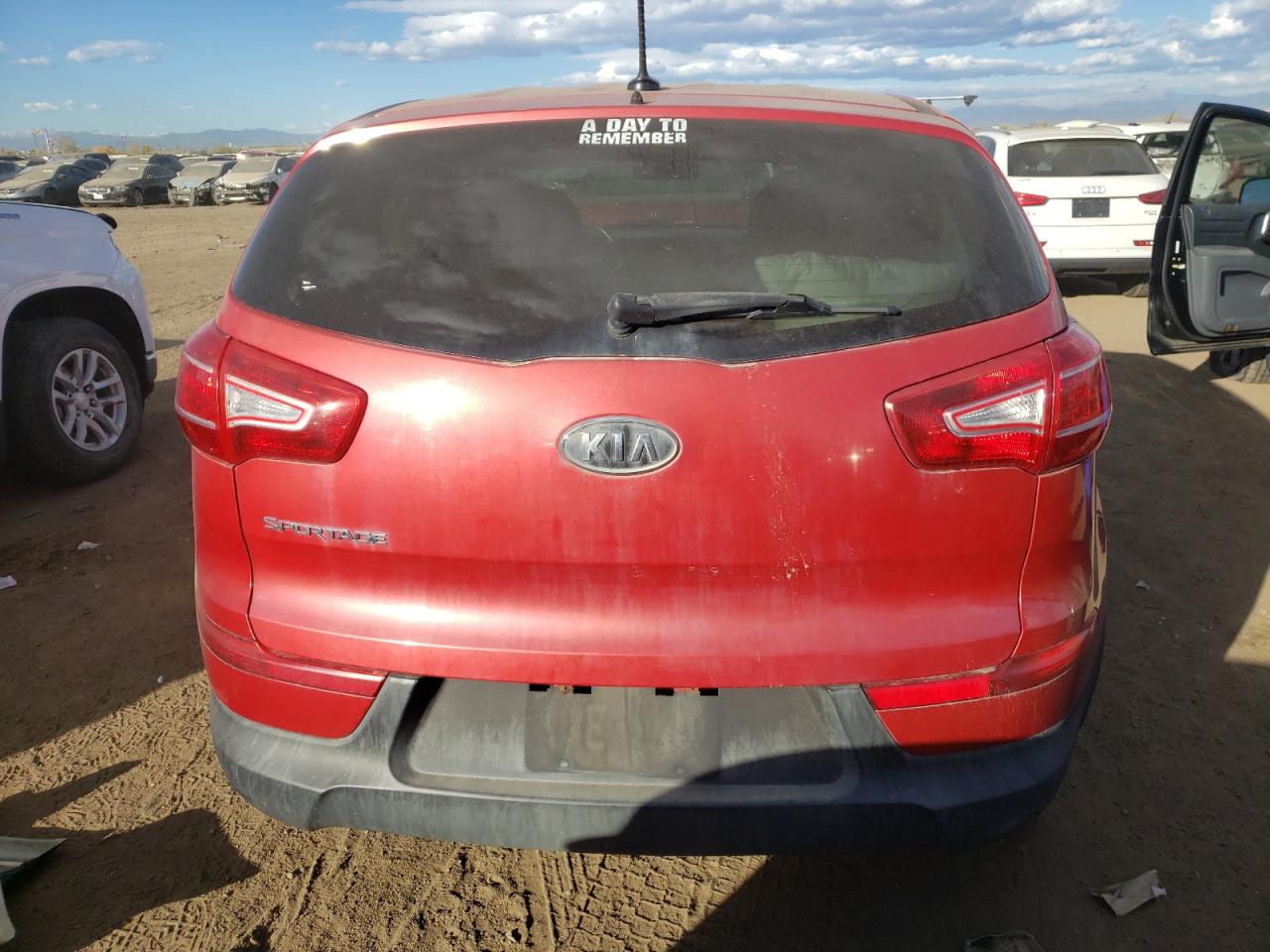 2011 Kia Sportage Lx VIN: KNDPBCA2XB7045015 Lot: 77822864