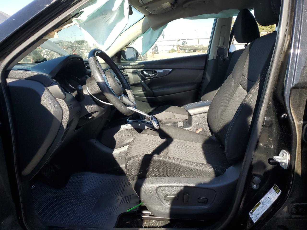 2018 Nissan Rogue - Image 7