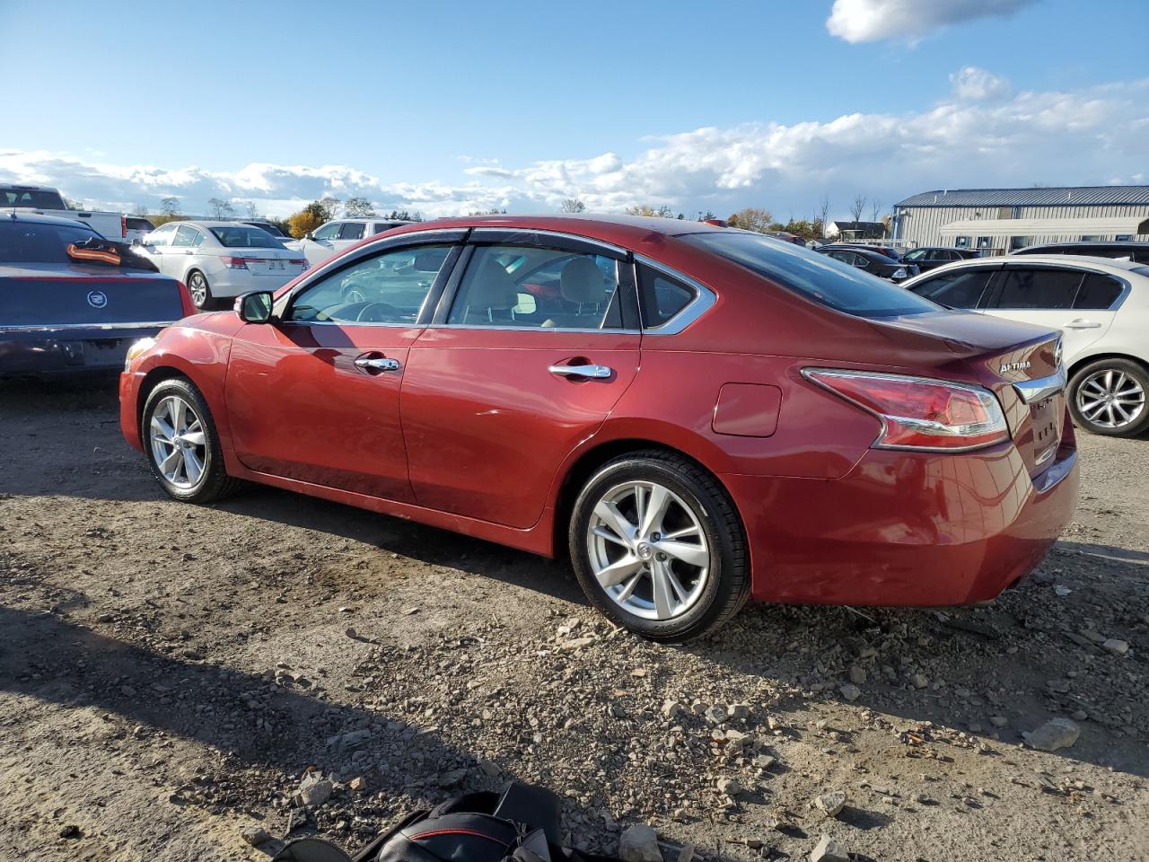 2015 Nissan Altima - Image 2