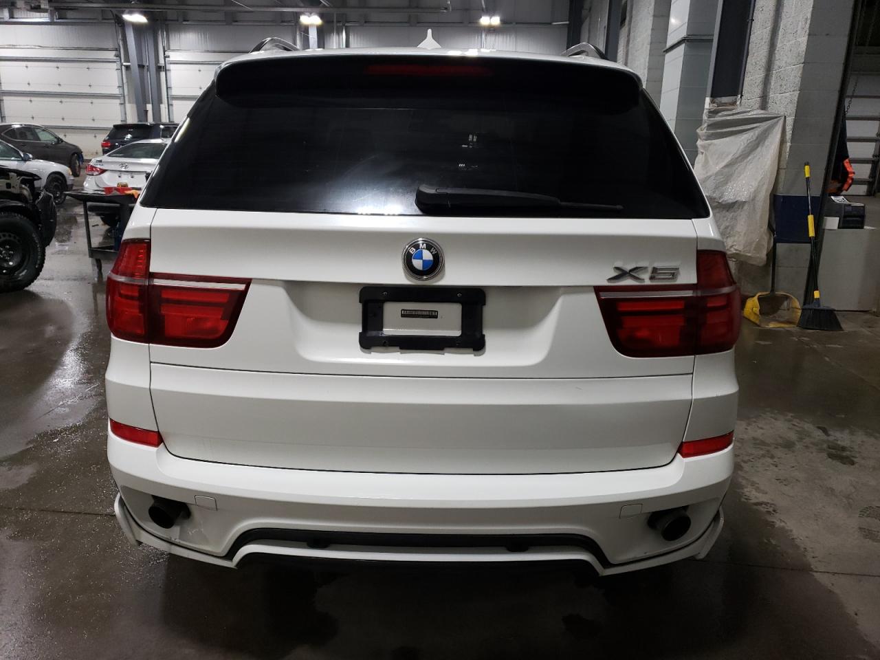 5UXZV4C58BL400542 2011 BMW X5 xDrive35I