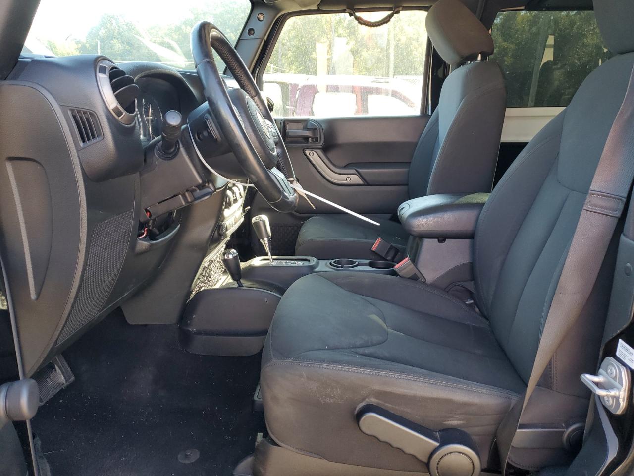2016 Jeep Wrangler - Image 7