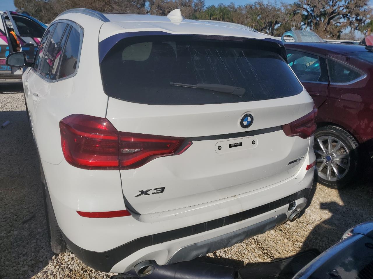 VIN 5UXTR9C58JLD71360 2018 BMW X3 no.6