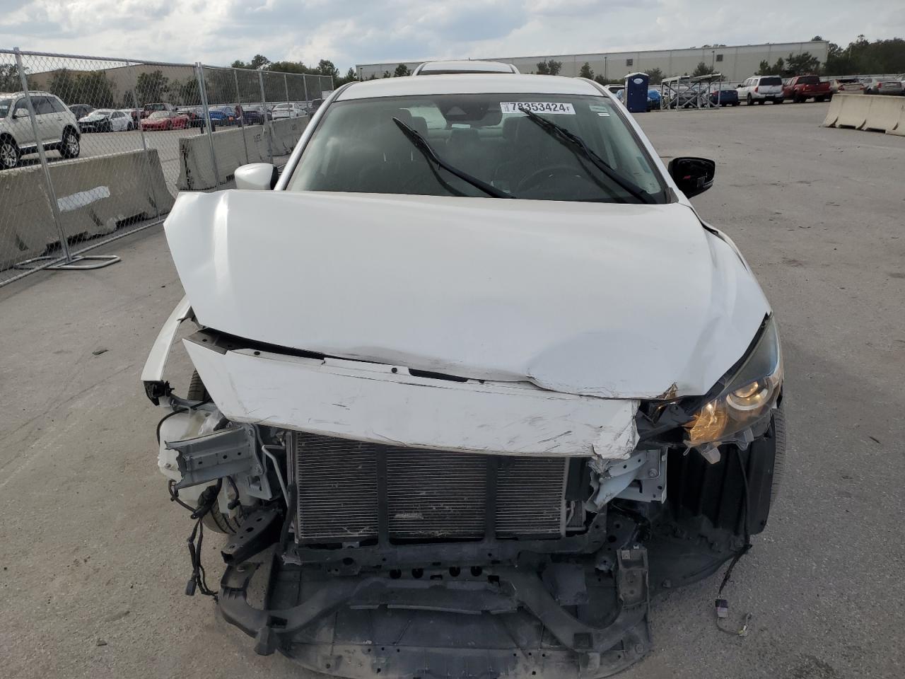 2018 Mazda 3 - Image 5