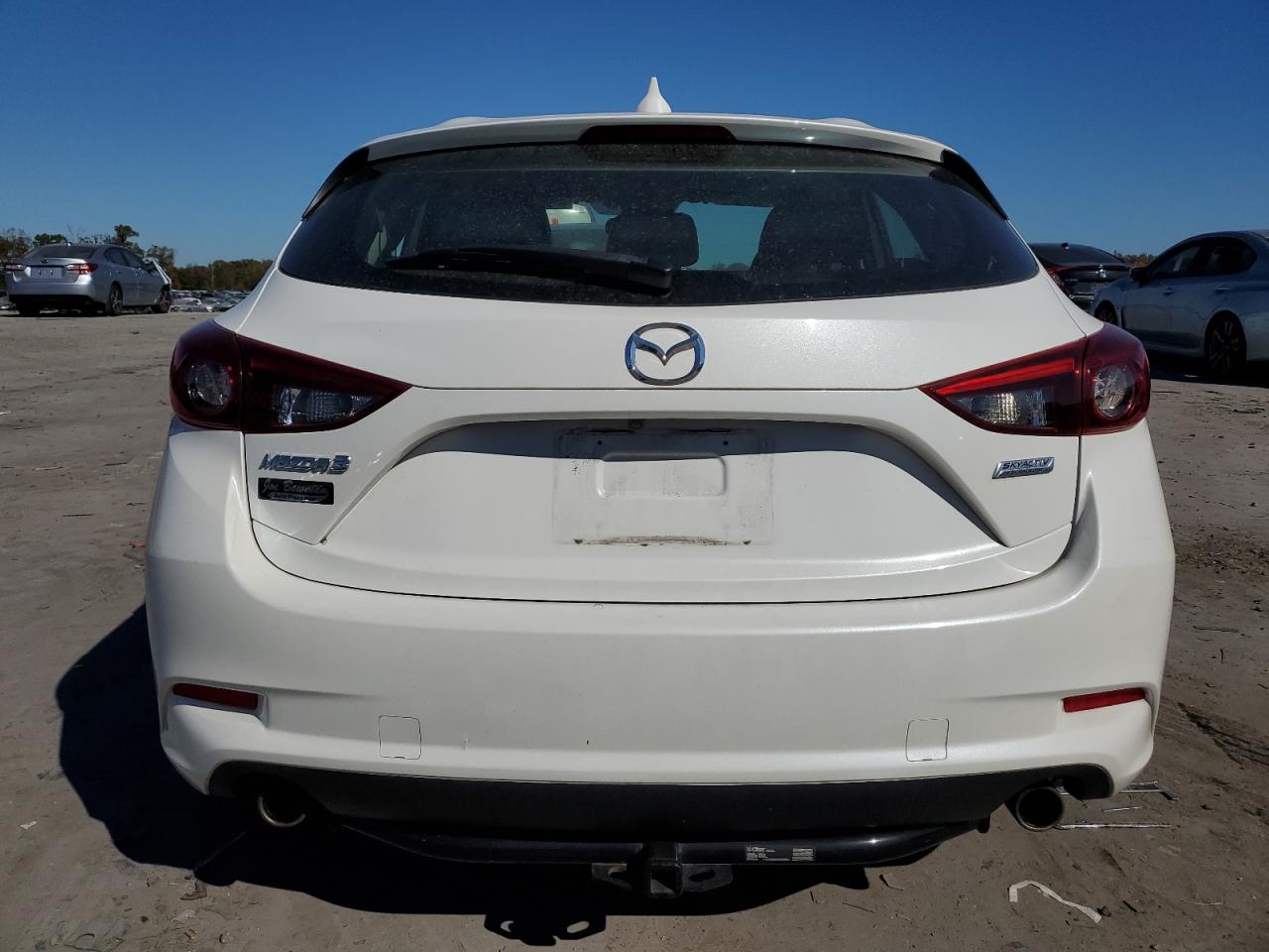 2018 Mazda 3 Grand Touring VIN: 3MZBN1M31JM194022 Lot: 75463004