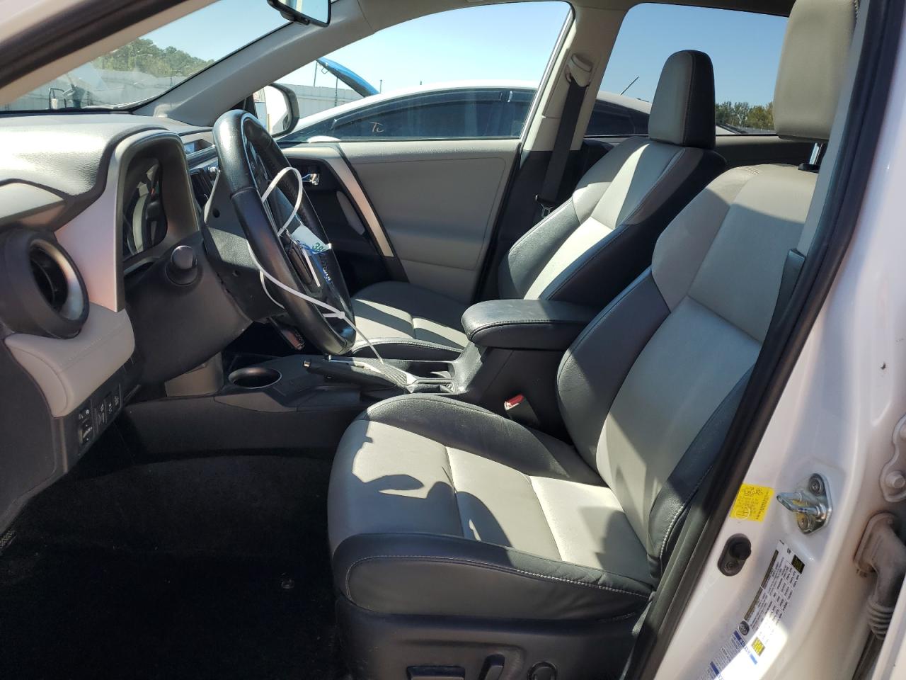 2013 Toyota RAV 4 - Image 7