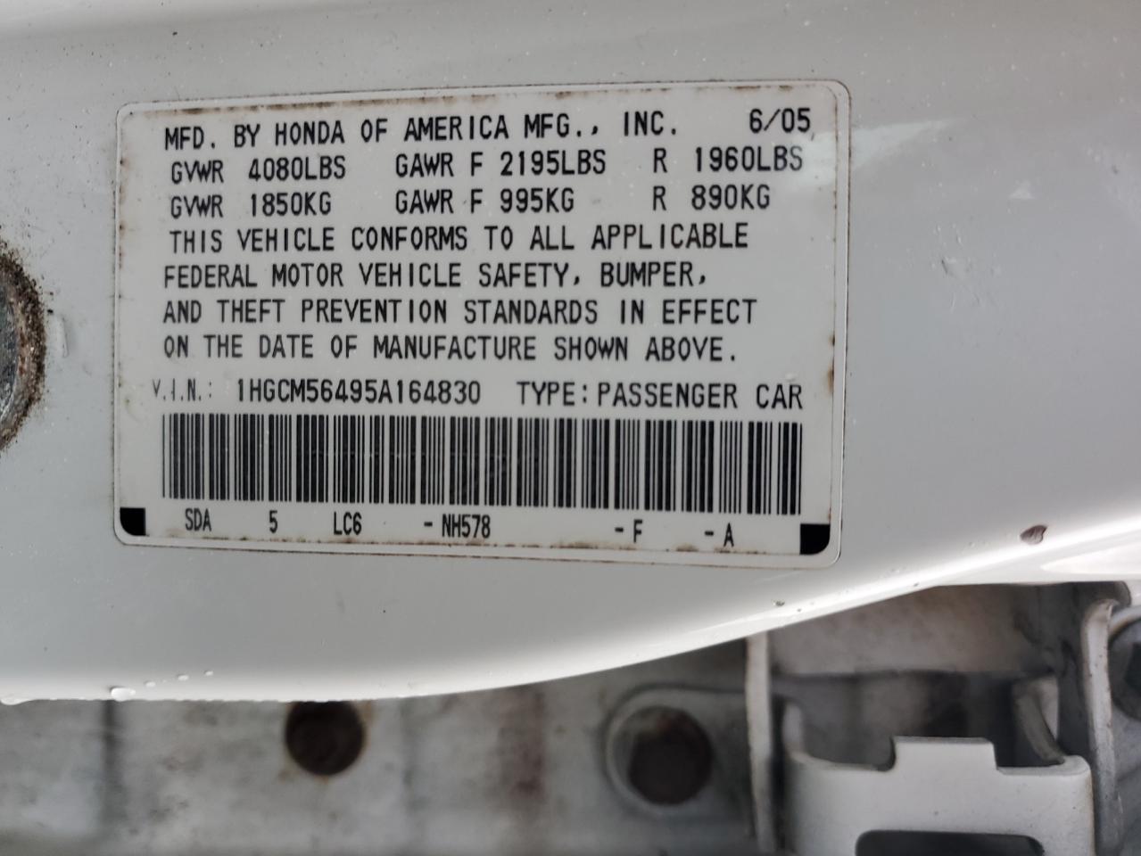 2005 Honda Accord - Image 13