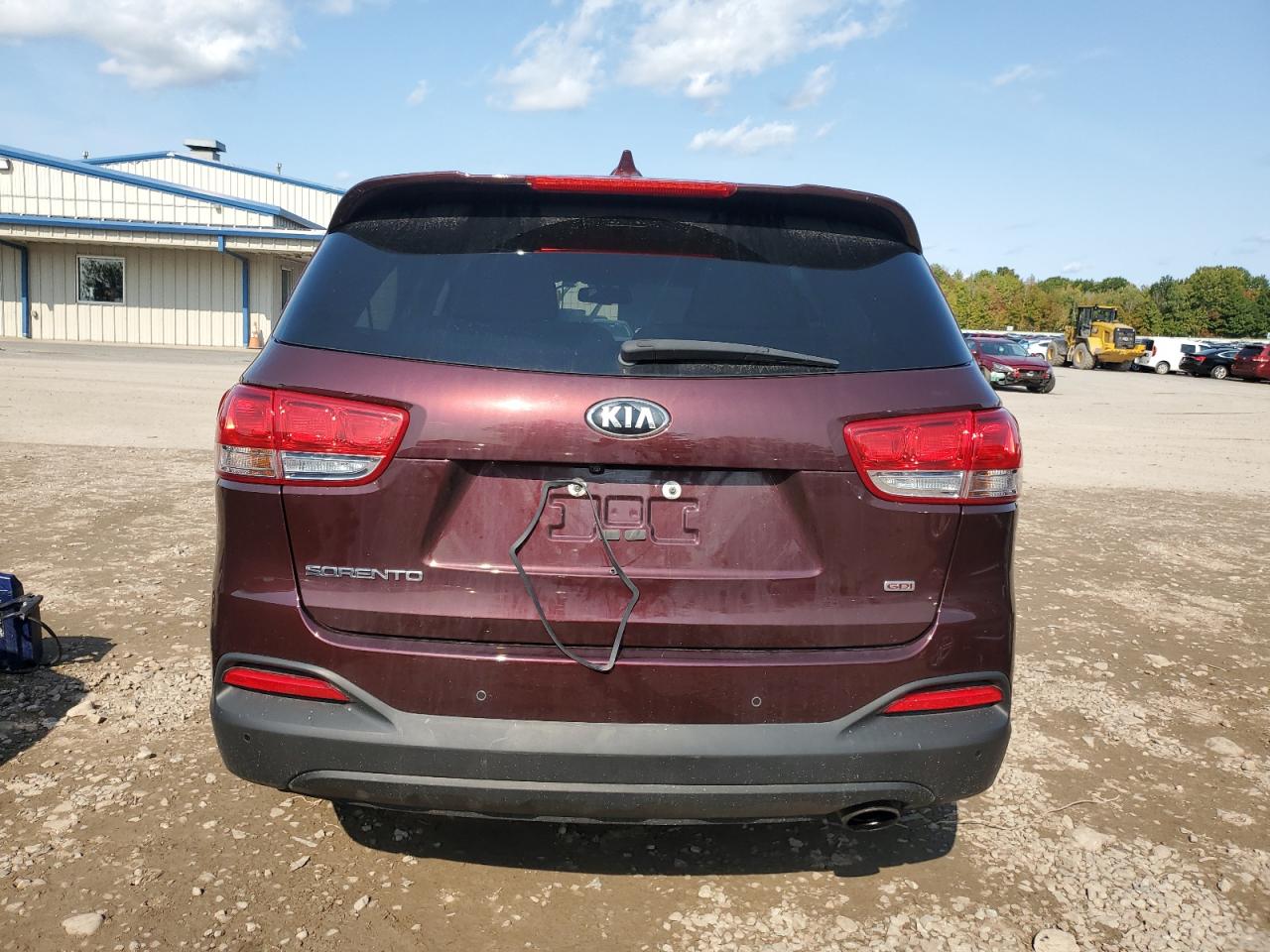 5XYPGDA36JG425521 2018 Kia Sorento Lx