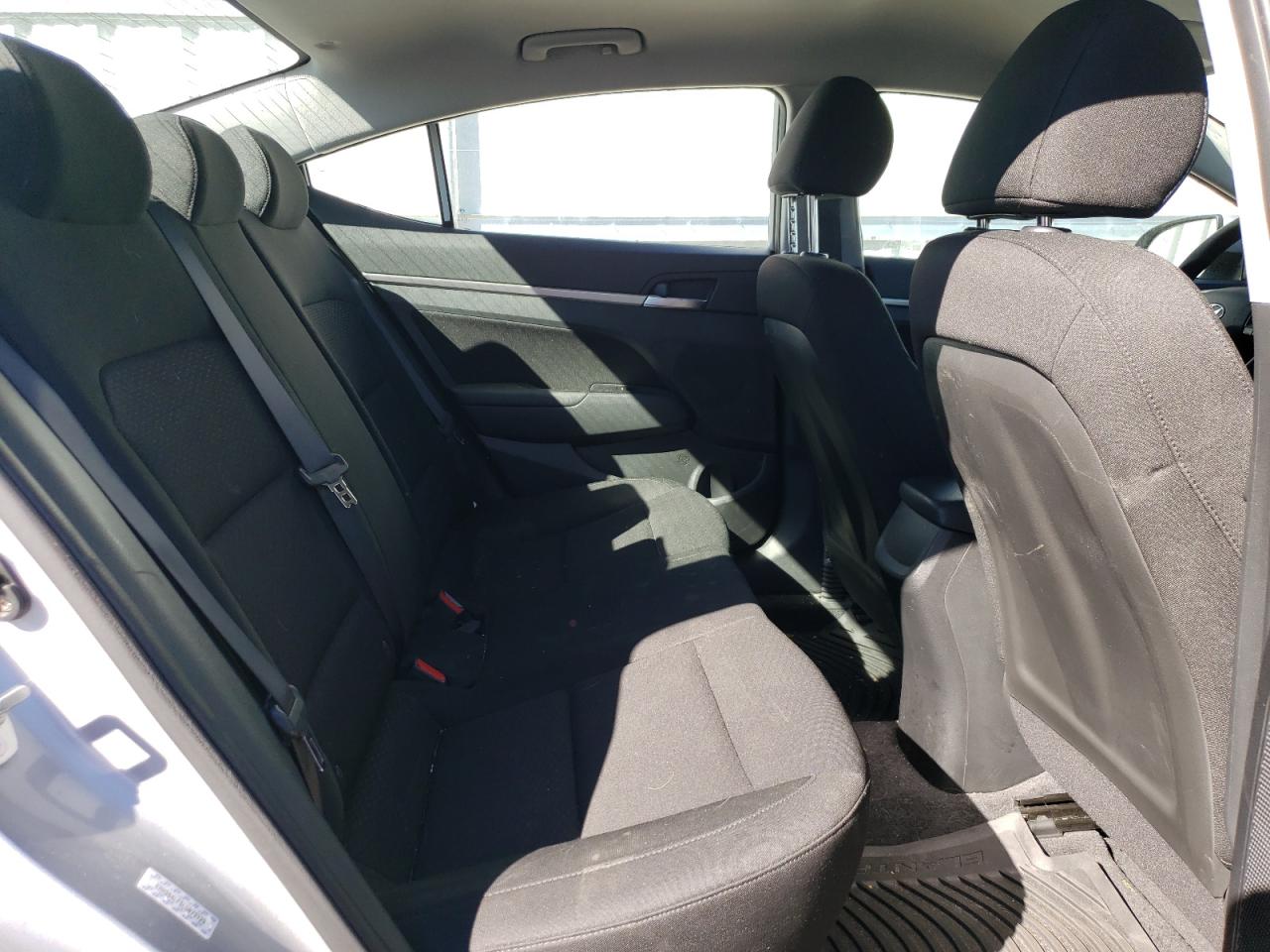 2020 Hyundai Elantra - Image 10