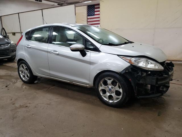  FORD FIESTA 2013 Silver