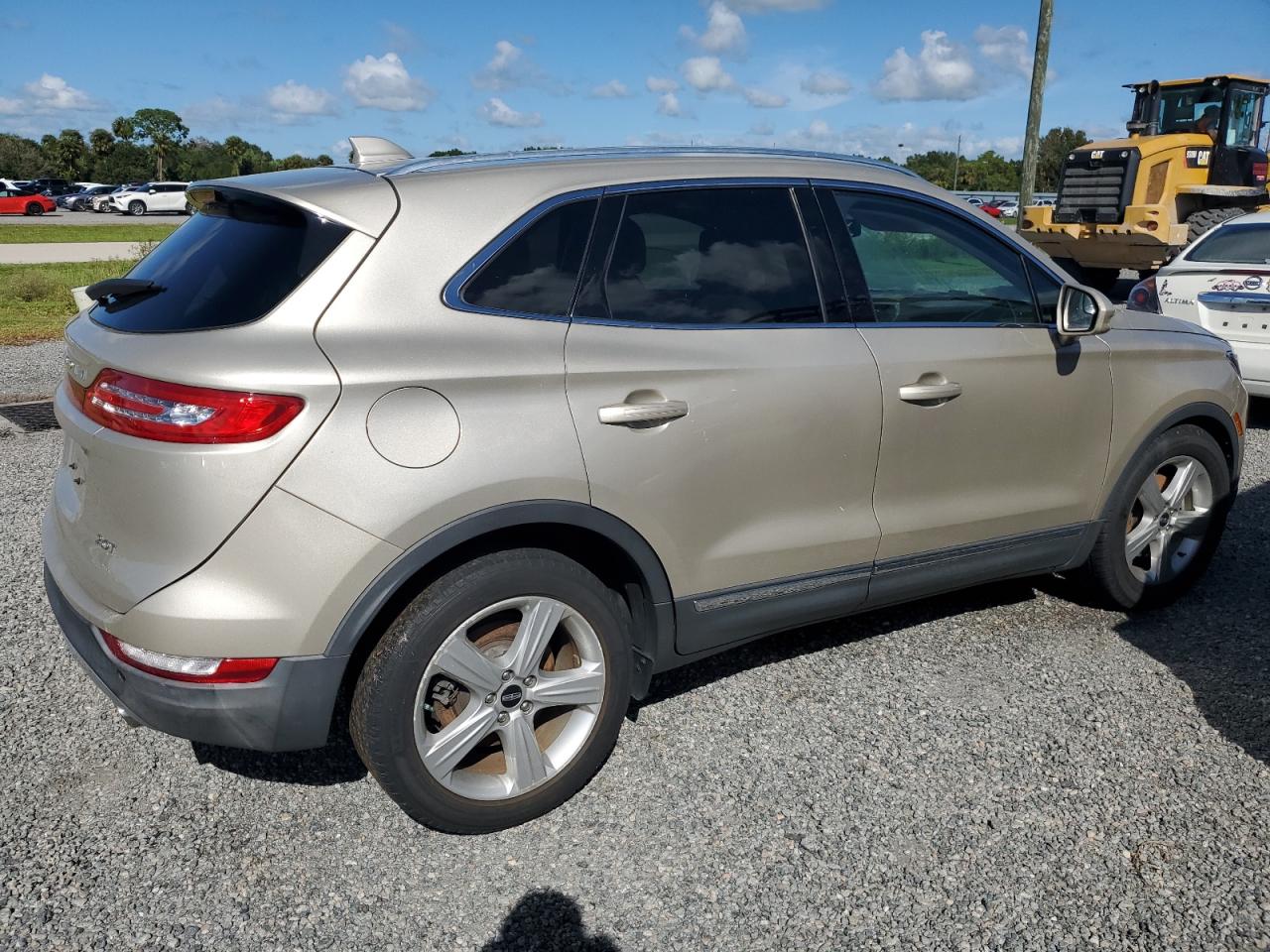 2017 Lincoln MKC - Image 3