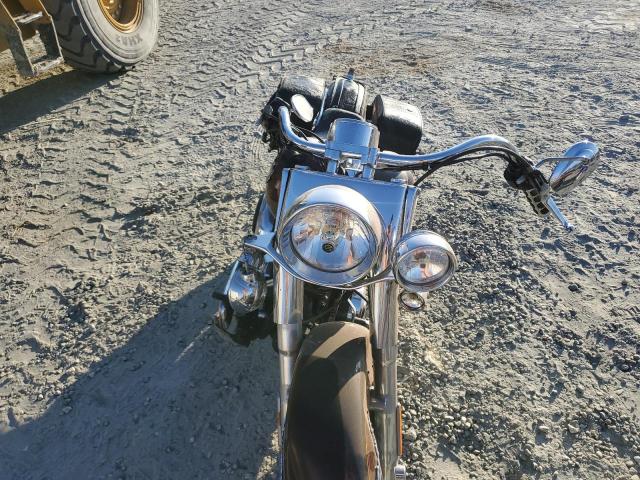 2011 HARLEY-DAVIDSON FLSTN 