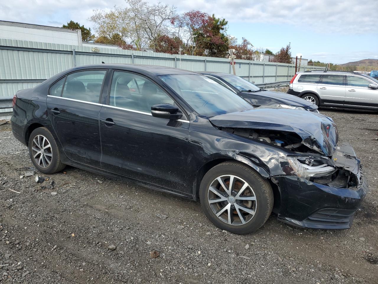 2018 Volkswagen Jetta - Image 4