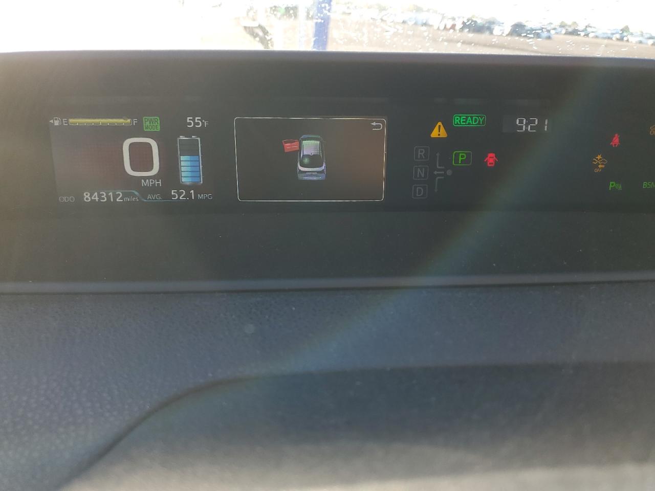 2022 Toyota Prius - Image 9