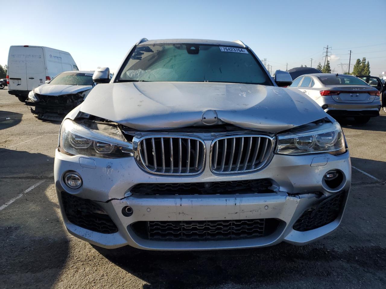 VIN 5UXWX7C34H0U44030 2017 BMW X3 no.5