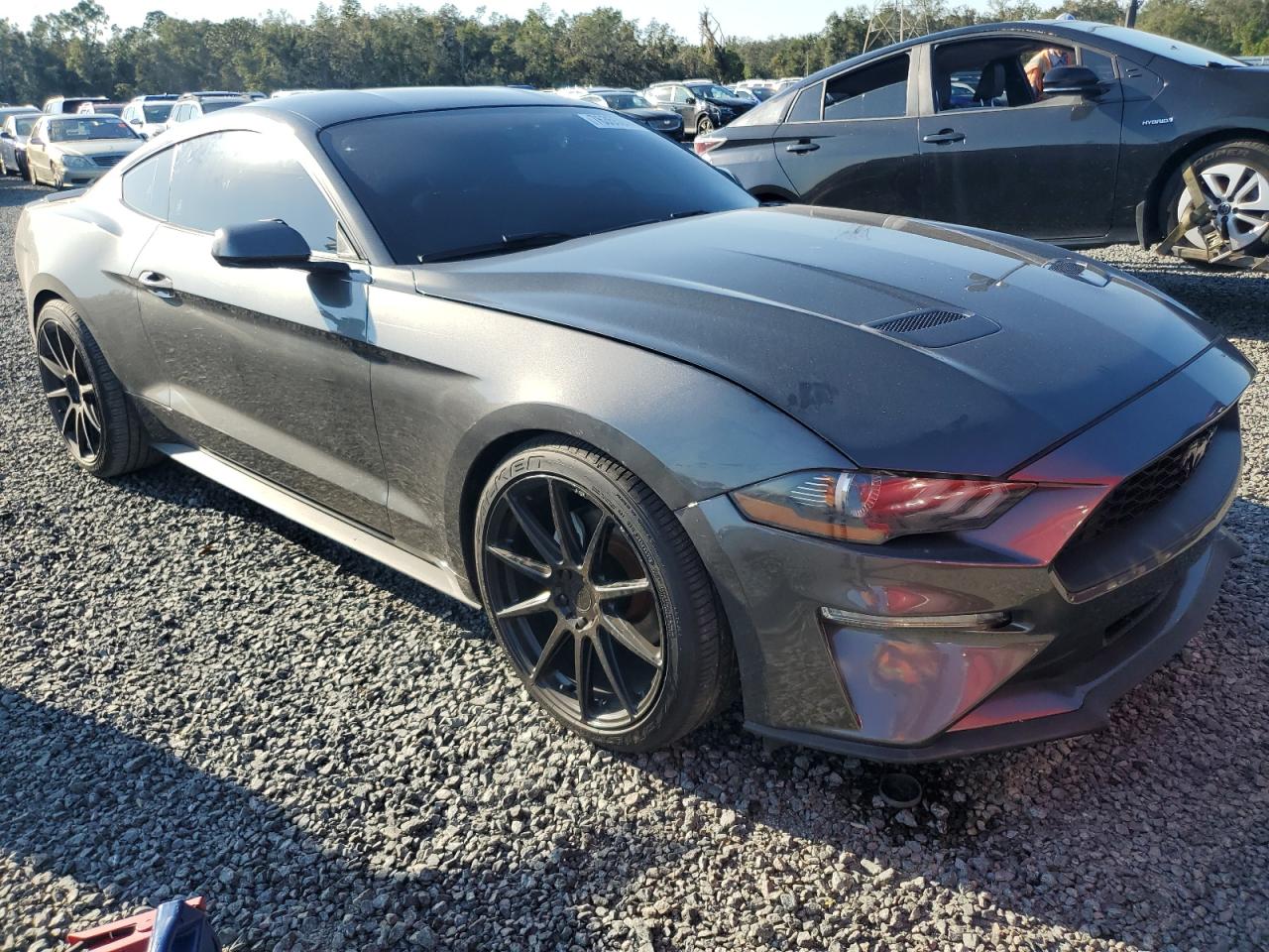 2019 Ford Mustang - Image 4