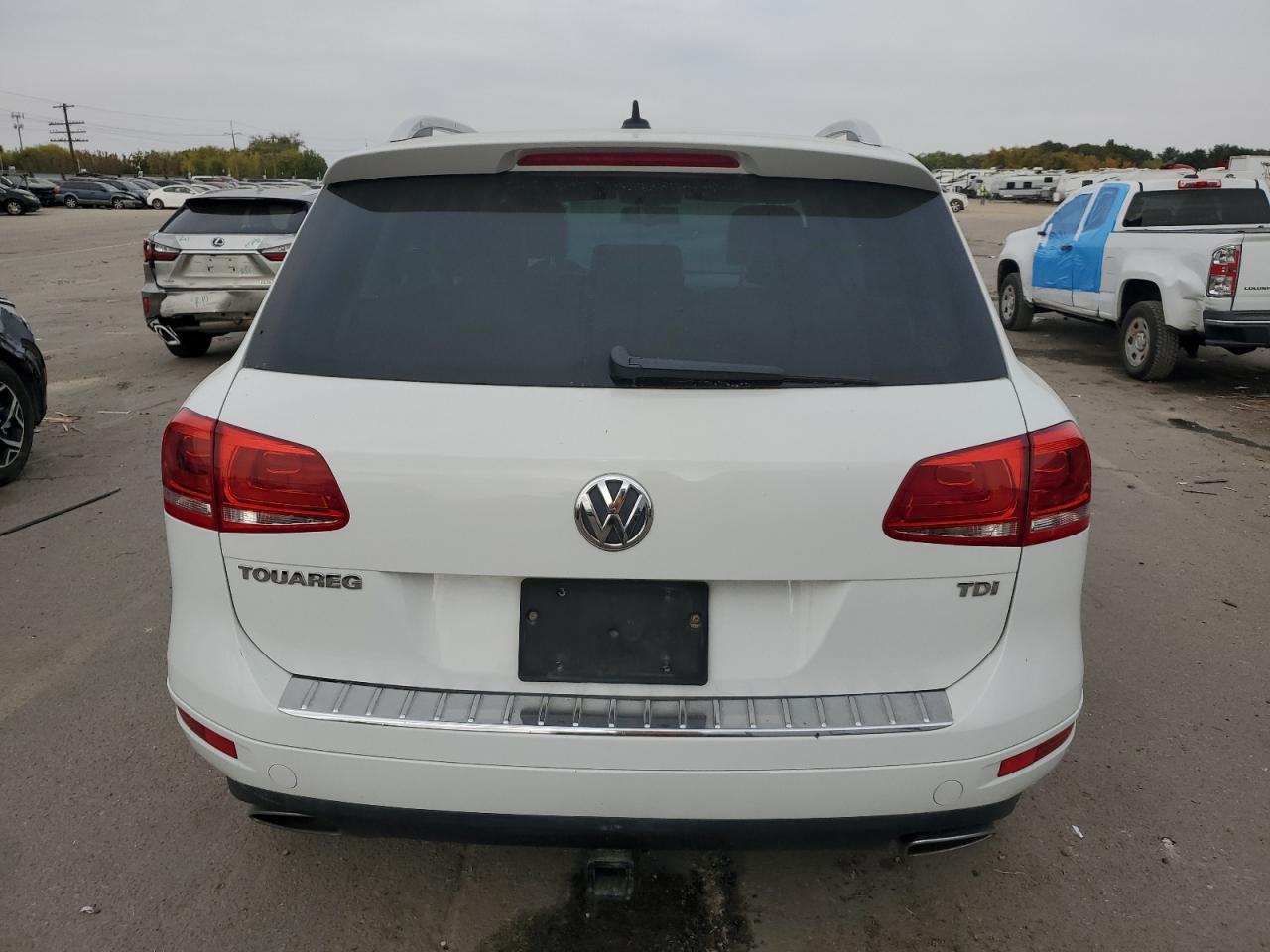 2013 Volkswagen Touareg V6 Tdi VIN: WVGEP9BP9DD003974 Lot: 75106234