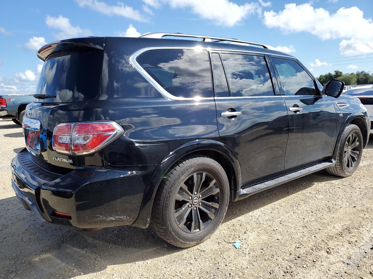 2019 Nissan Armada - Image 3