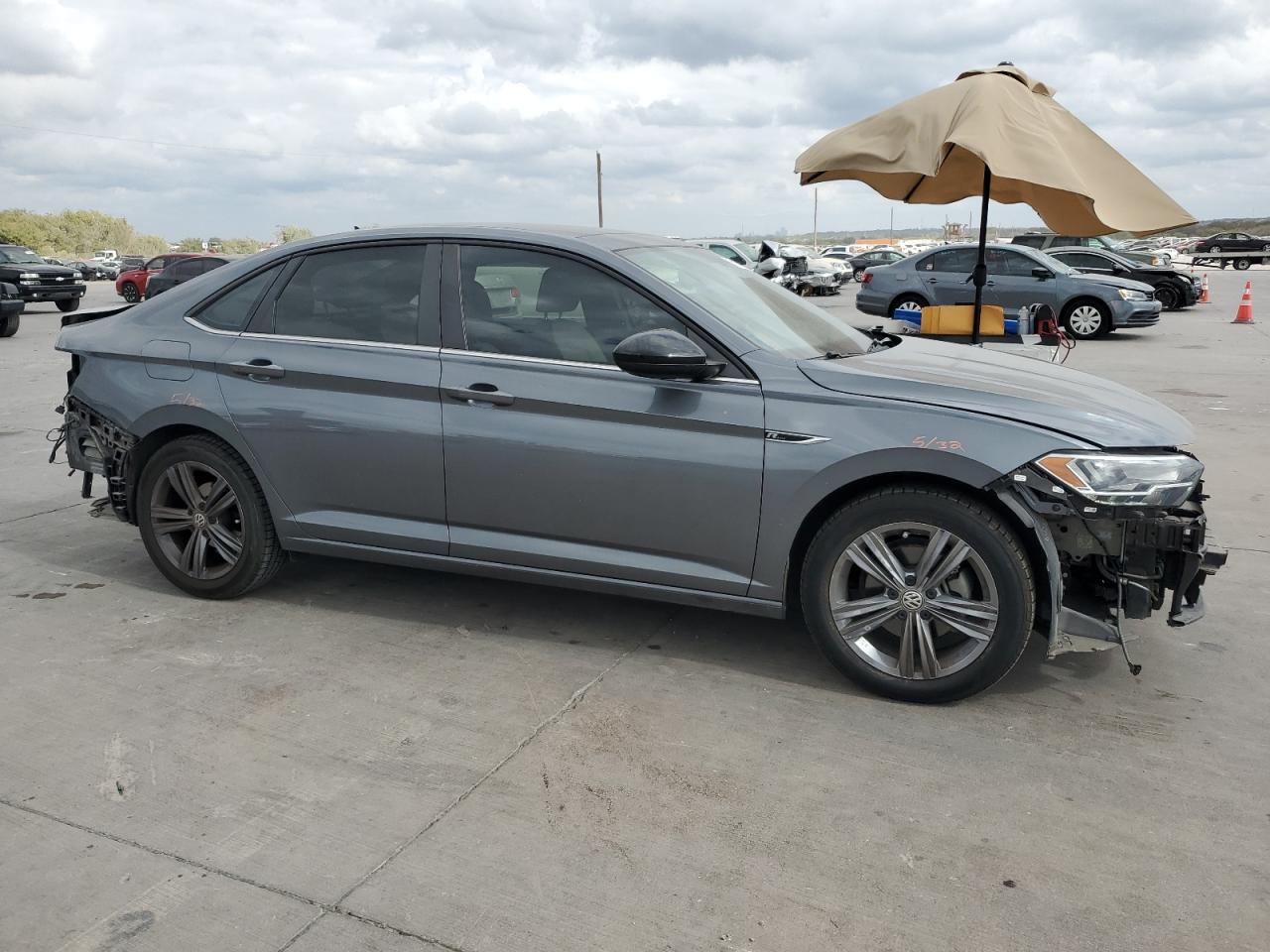 2021 Volkswagen Jetta - Image 4