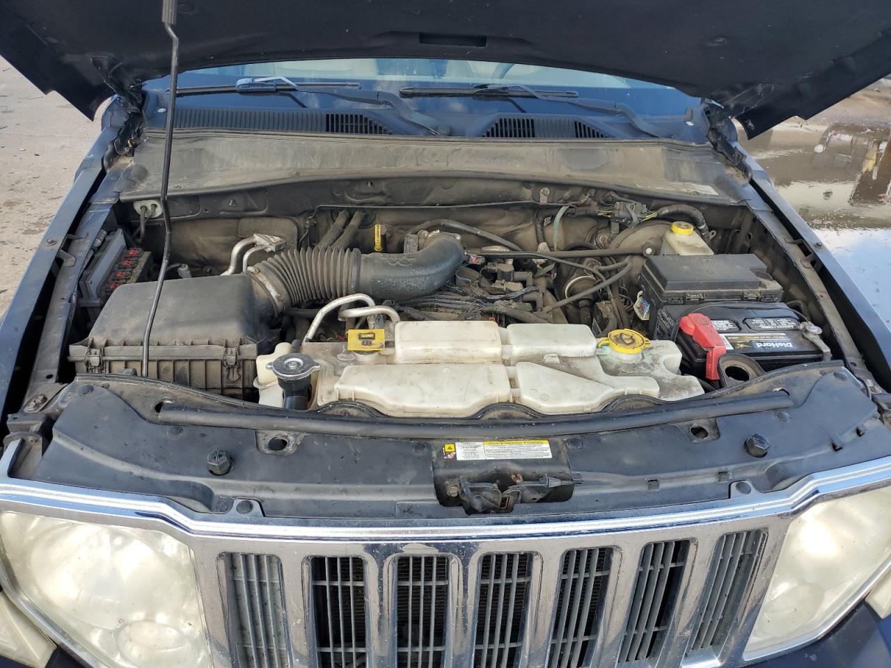 2011 Jeep Liberty (North America) - Image 12