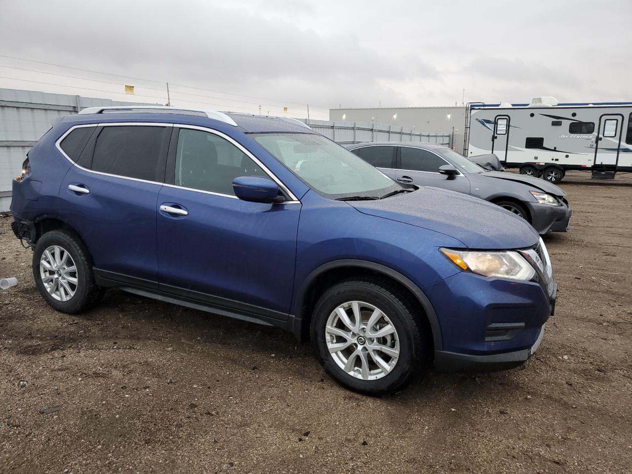 2017 Nissan Rogue - Image 4