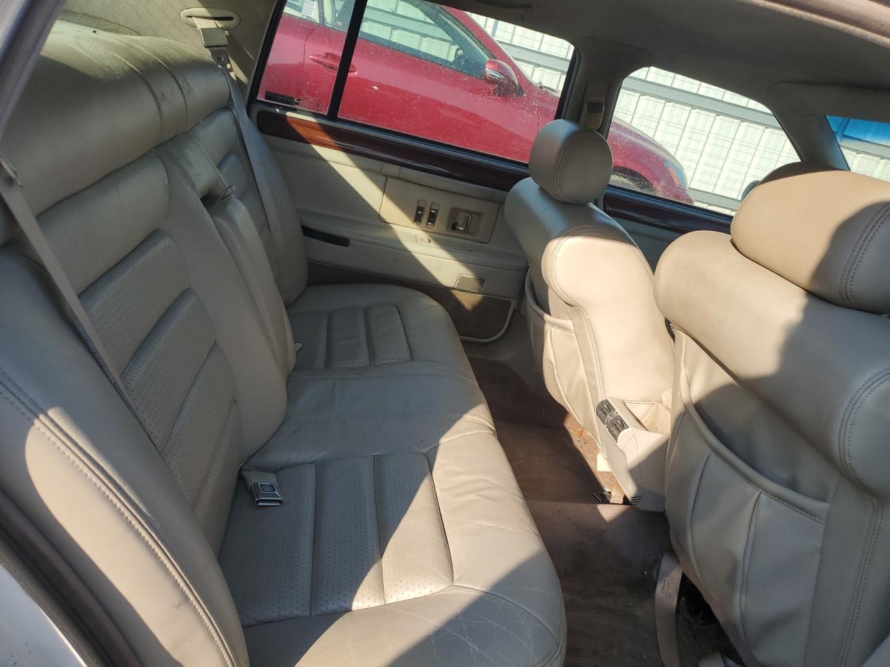 1996 Cadillac Deville VIN: 1G6KD52Y2TU271798 Lot: 75290014