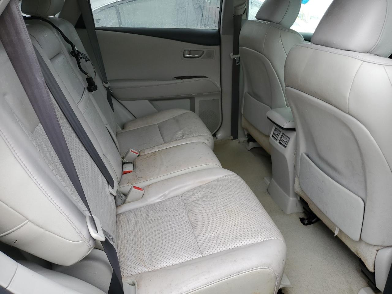 2011 Lexus RX - Image 11