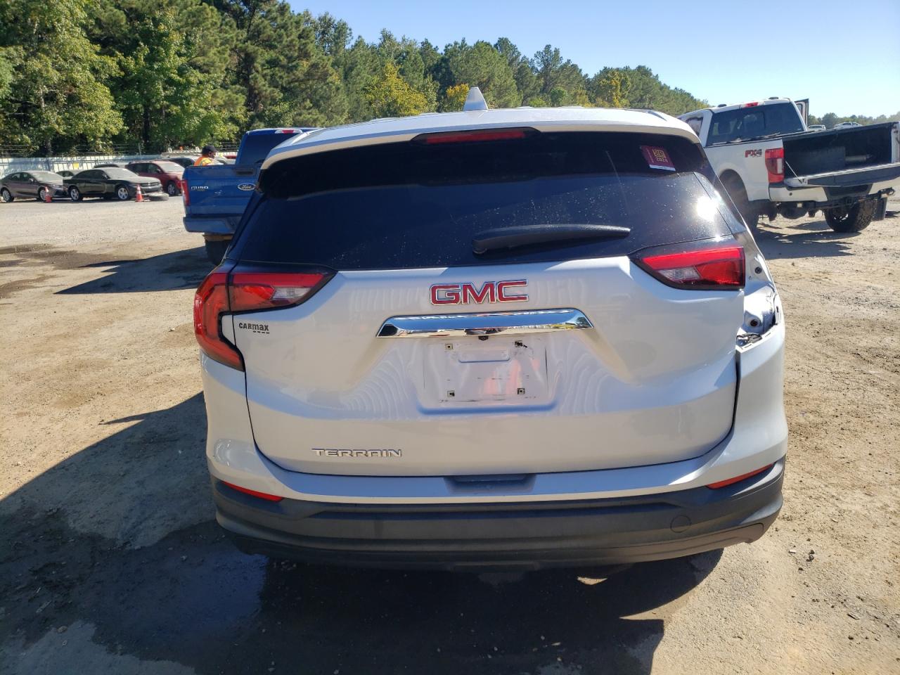 3GKALMEV9JL259375 2018 GMC Terrain Sle