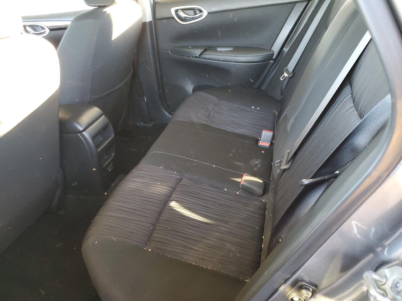 2019 Nissan Sentra - Image 10