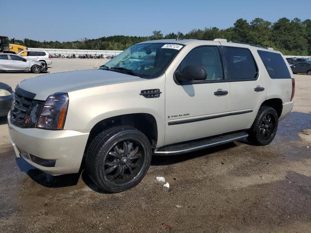 2007 Cadillac Escalade Luxury for Sale in Harleyville, SC - Rear End