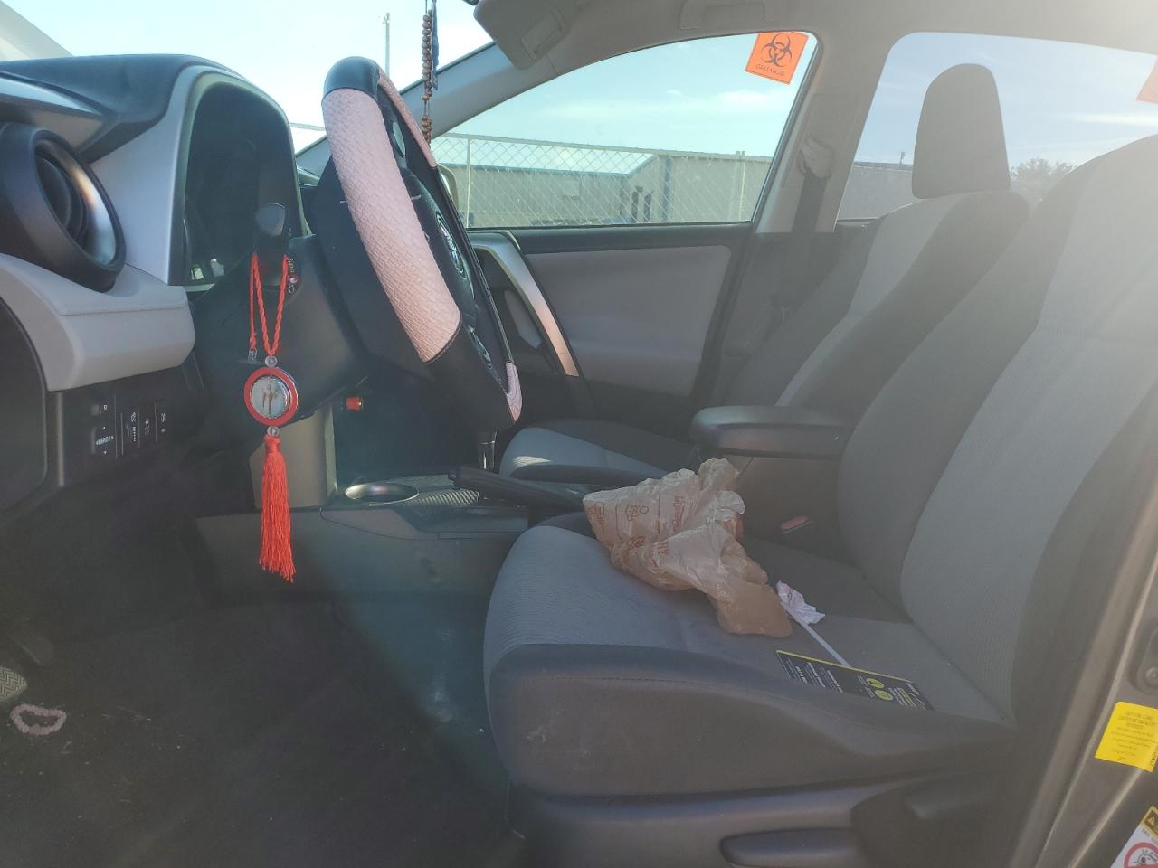 2014 Toyota RAV 4 - Image 7