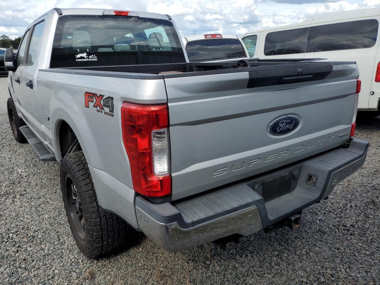 1FT7W2B61HEF43396 2017 Ford F250 Super Duty