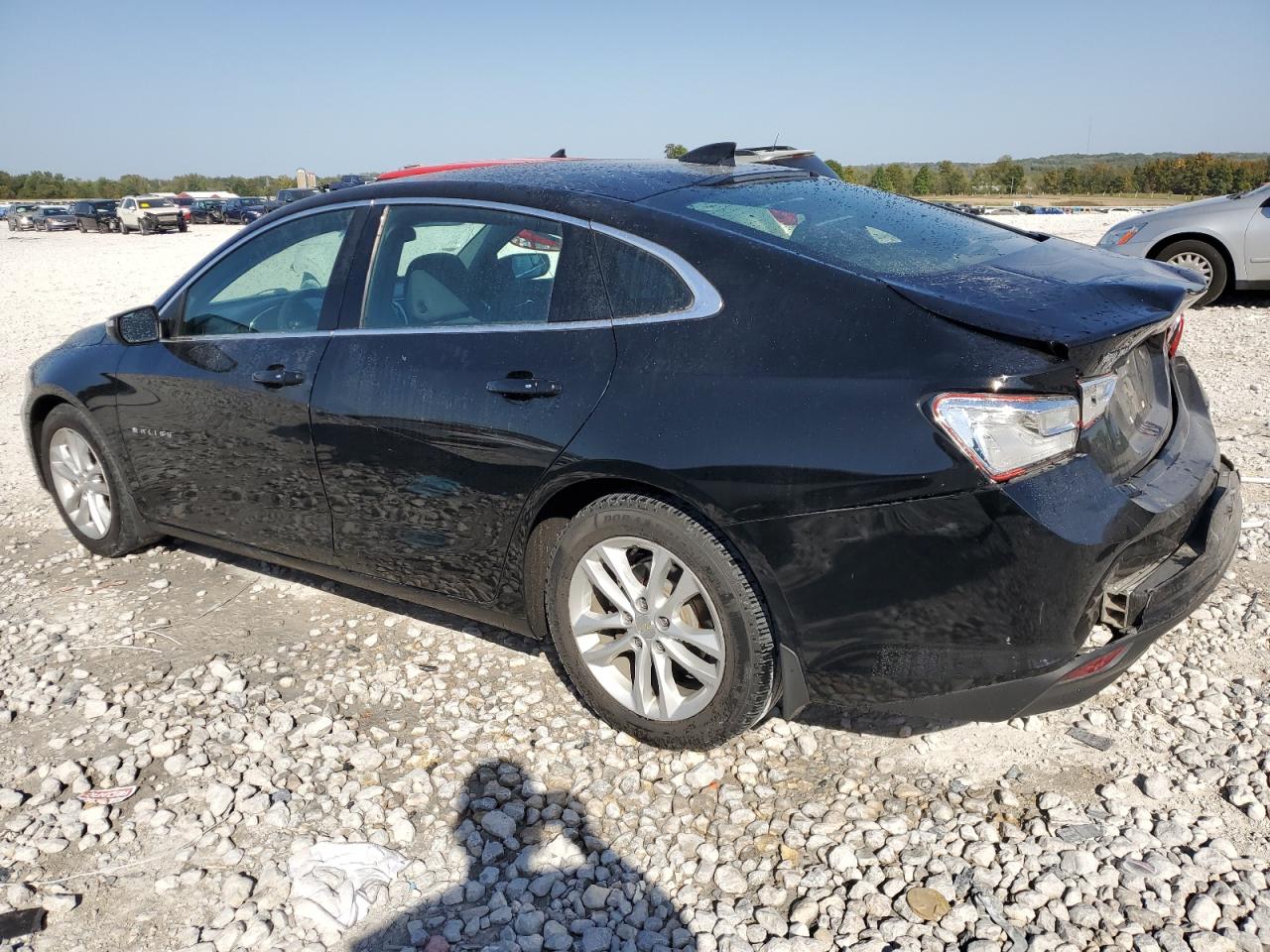 2016 Chevrolet Malibu - Image 2