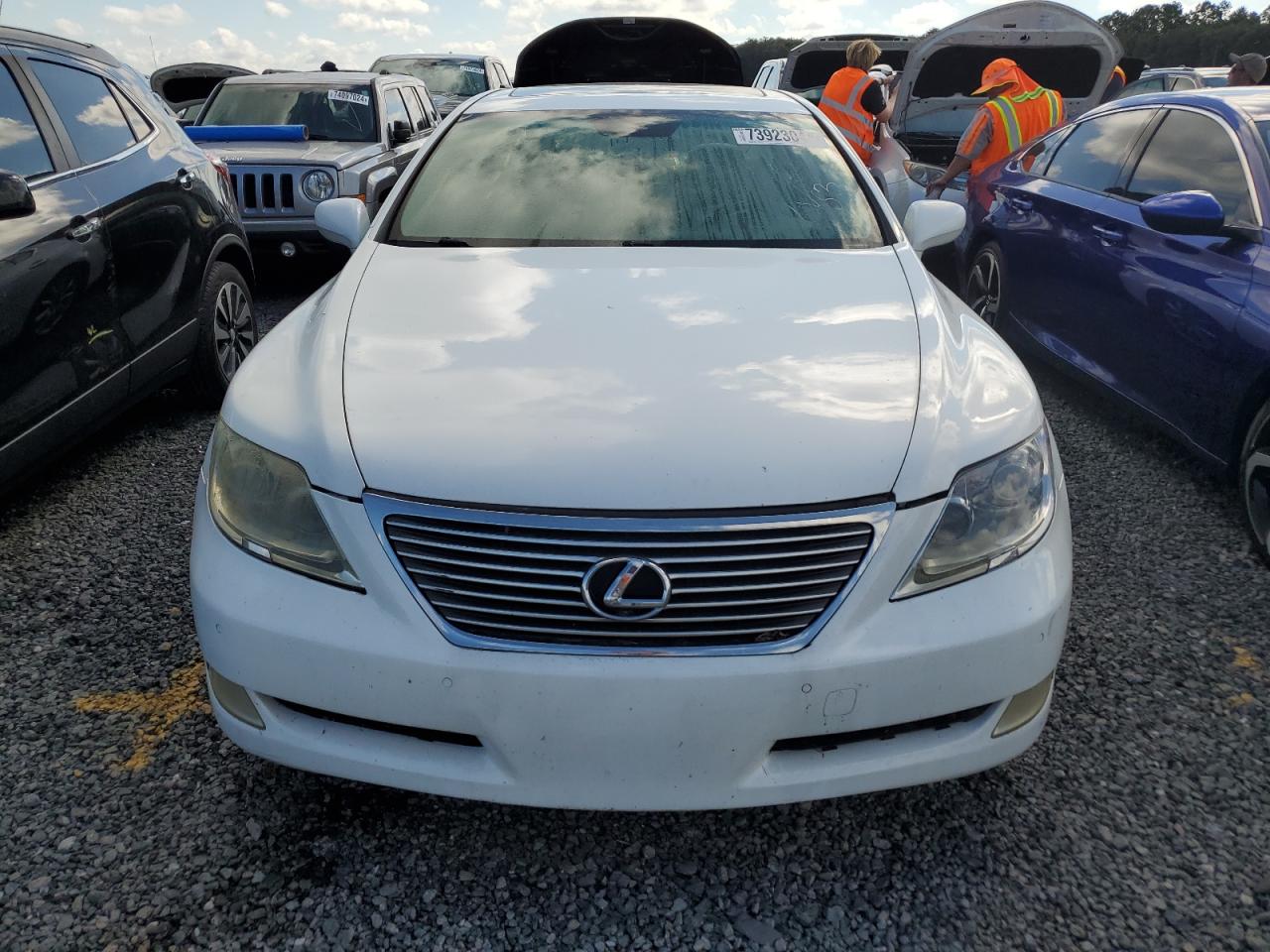 2007 Lexus LS - Image 5