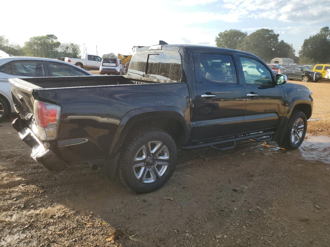 VIN 5TFGZ5AN7HX063594 2017 TOYOTA TACOMA no.3