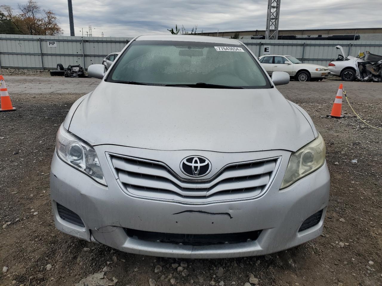 2011 Toyota Camry - Image 5
