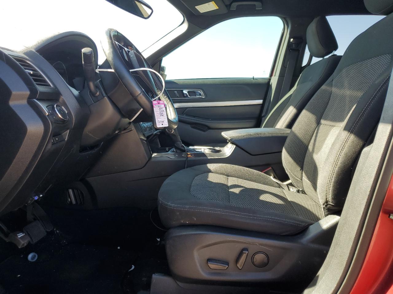 2019 Ford Explorer - Image 7