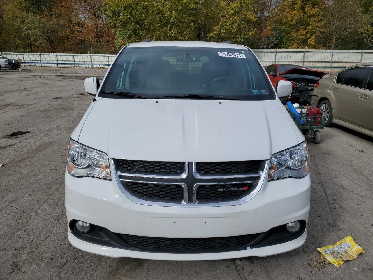 2C4RDGCG0HR786378 2017 Dodge Grand Caravan Sxt