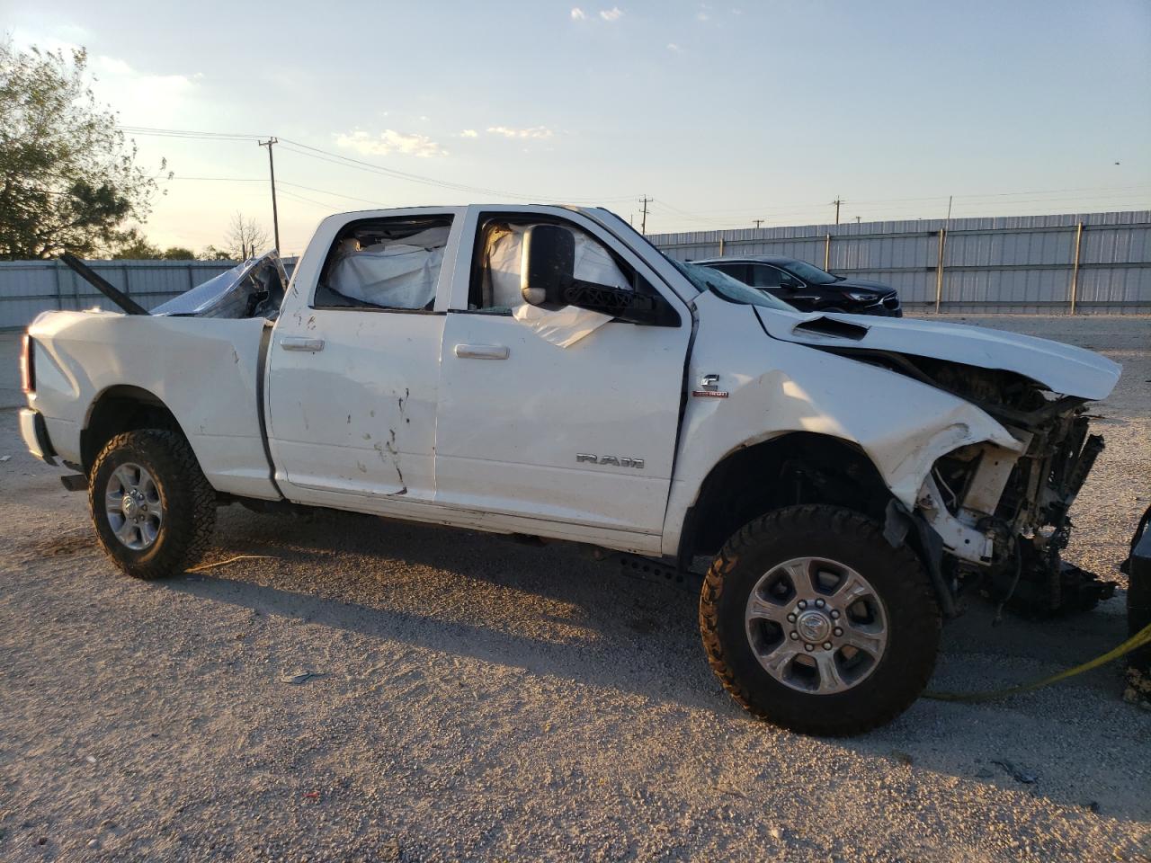 2019 RAM 2500 - Image 4