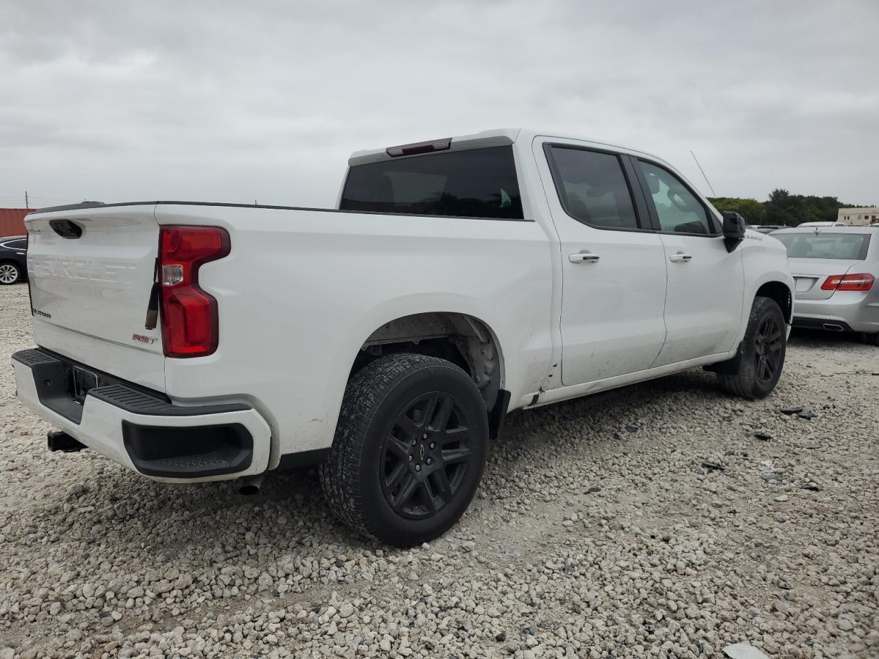 2023 Chevrolet Silverado - Image 3