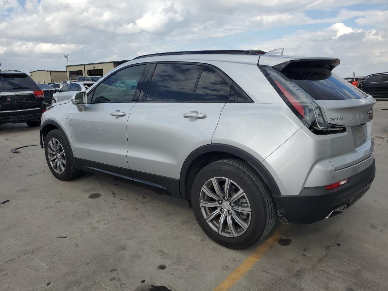 2019 Cadillac XT4 - Image 2