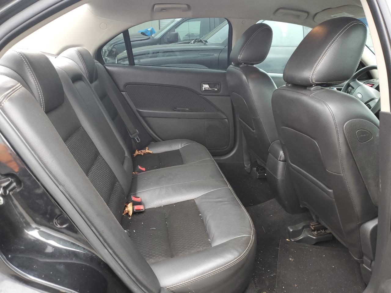 2009 Ford Fusion - Image 10