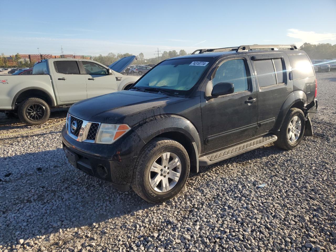 2005 Nissan Pathfinder - Image 1