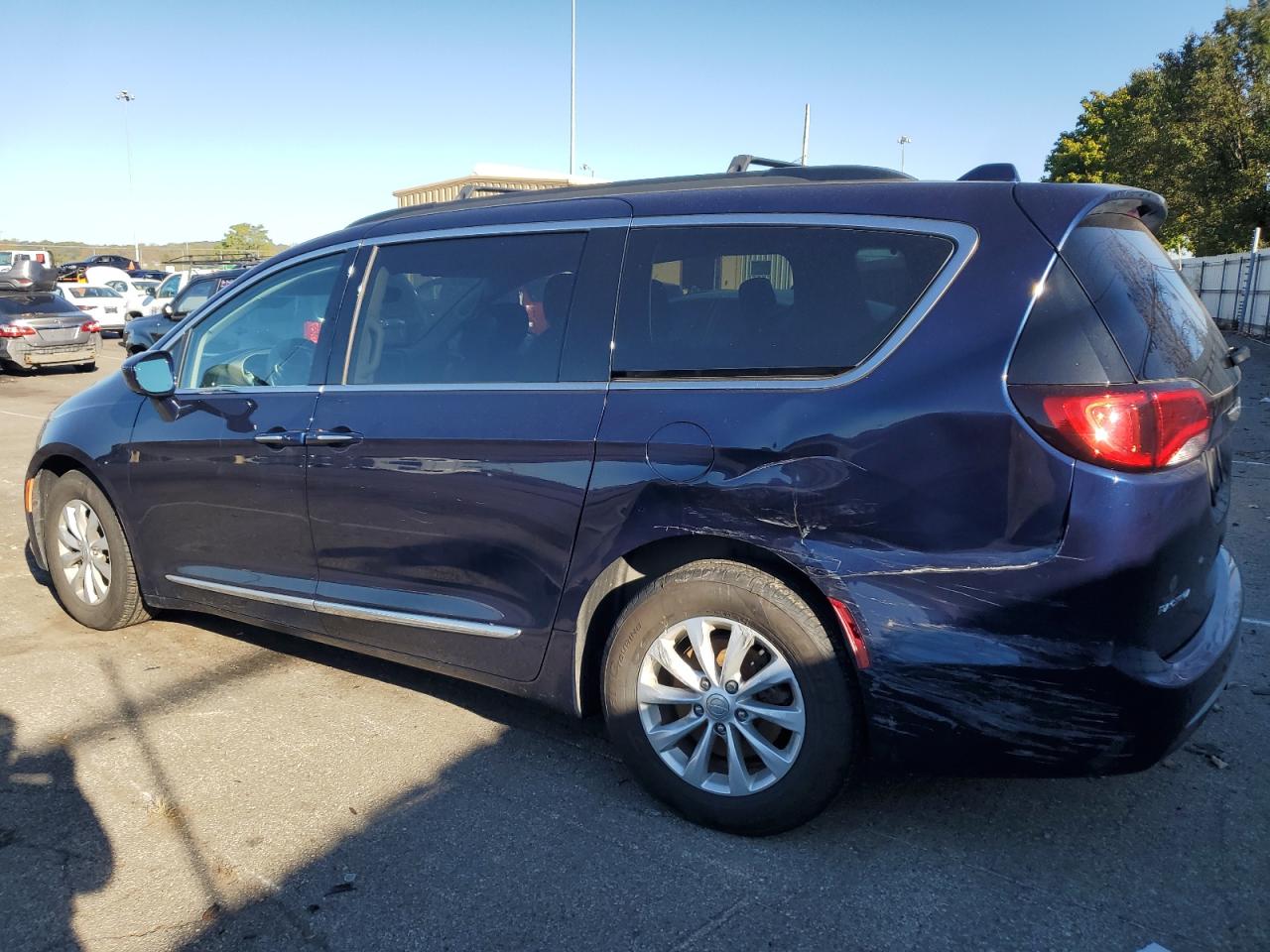 2C4RC1BG3HR703771 2017 CHRYSLER PACIFICA - Image 2