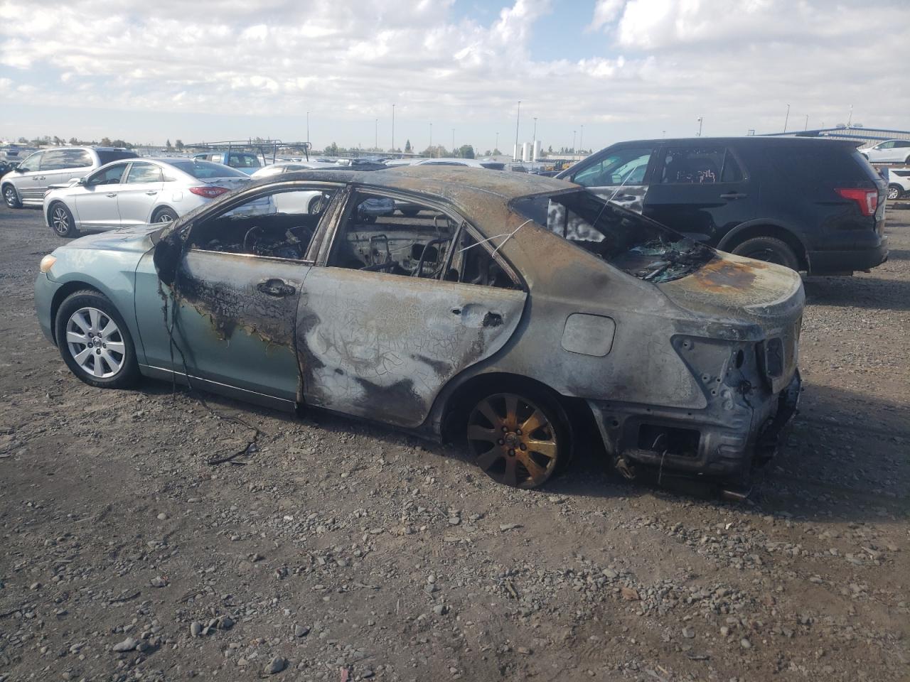 2007 Toyota Camry - Image 2