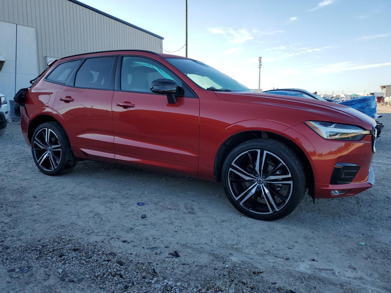 2021 Volvo XC60 - Image 4
