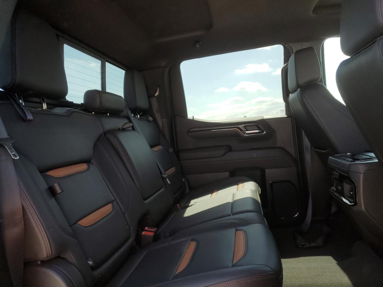 2024 GMC Sierra K1500 At4 VIN: 1GTUUEEL2RZ156989 Lot: 87390875