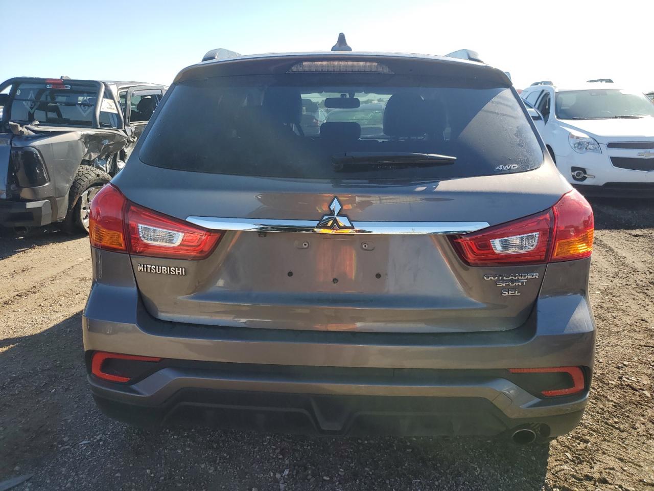2018 Mitsubishi Outlander Sport Sel VIN: JA4AR4AW1JU018080 Lot: 82235205