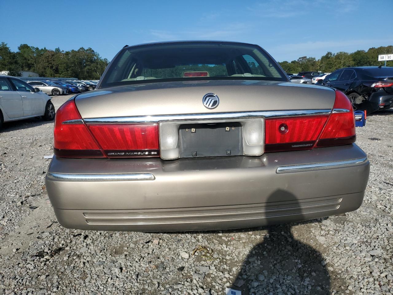 2001 Mercury Grand Marquis Gs VIN: 2MEFM74W81X601390 Lot: 82265355