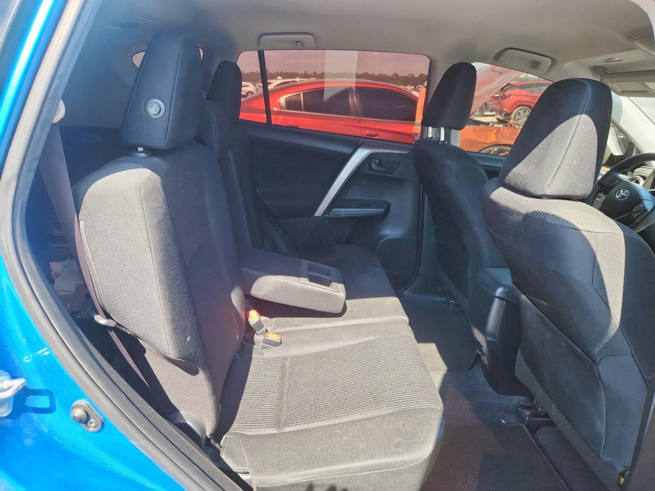 2018 Toyota Rav4 Le VIN: JTMZFREV8JJ192178 Lot: 82257025